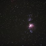 Gruppo di stelle disposte  da nord a sud con al centro la Nebulosa di Orione. Autore Alesandro Speranza